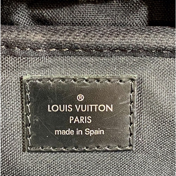 🛑SOLD🛑🔥🔥🔥Louis Vuitton Ambler Damier Graphite Bum Bag/Crossbody Bag - Picture 14 of 16